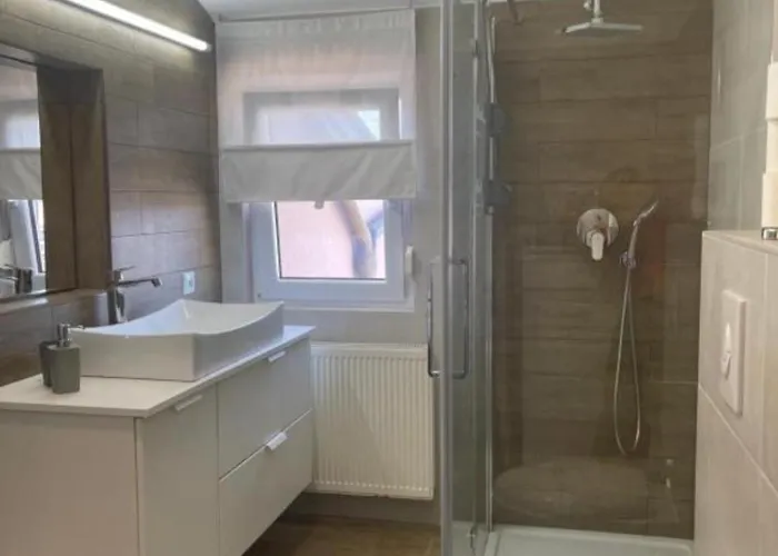 בית נופש House In Center Near The פולה