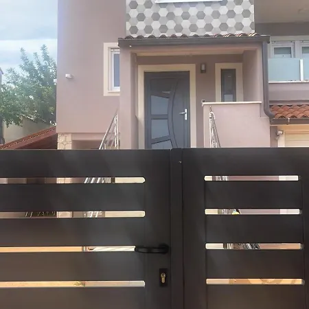 Casa vacanze House In Center Near The