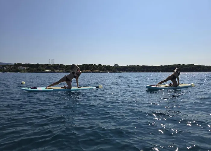 House In Center Near The Pola