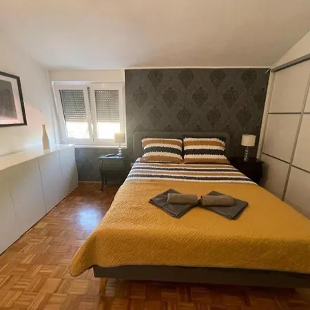 House In Center Near The * Pula